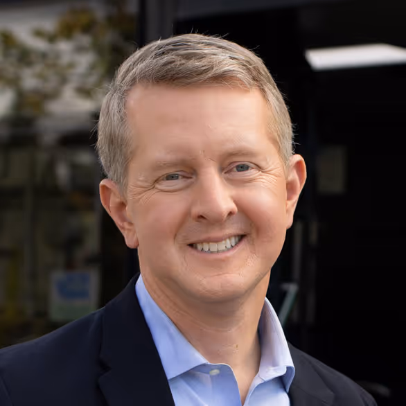 Ken Jennings smiling