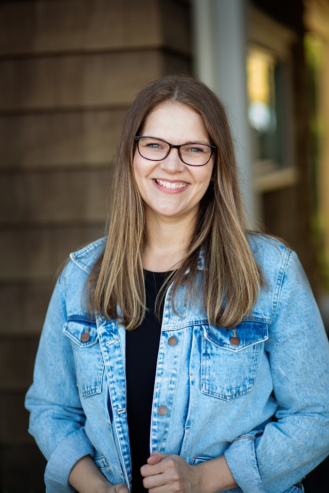 Britney Halversen, LAMFT headshot