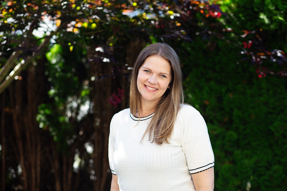 Britney Halversen, LAMFT headshot
