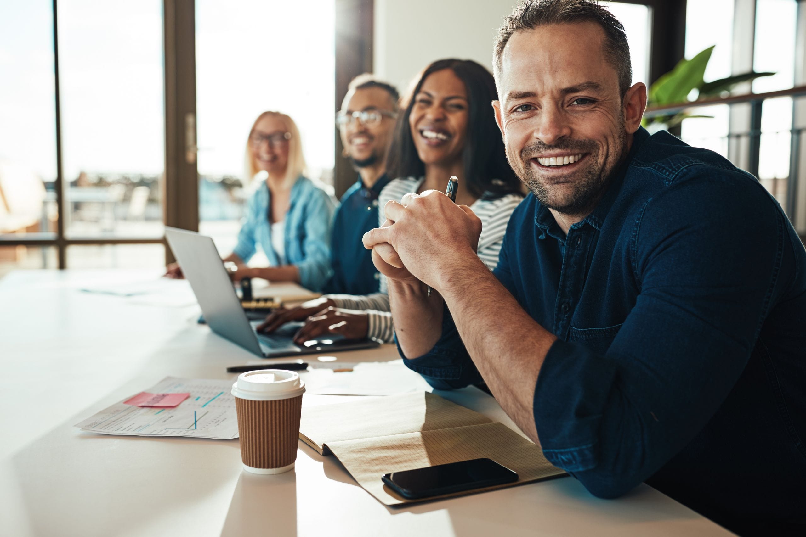 5 Reasons Workplace Camaraderie Matters: The Secret to Happy Employees