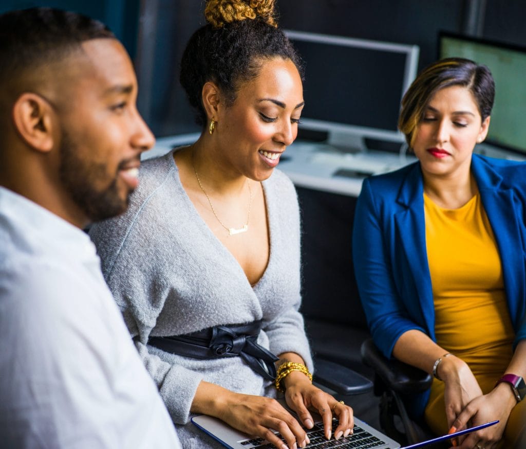 What are the benefits of One-Way Video Interview Software?|7 powerful benefits of one-way video interview software|Find top talent faster with Wamly's video interview software|7 powerful benefits of one-way video interview software|7 powerful benefits of one-way video interview software