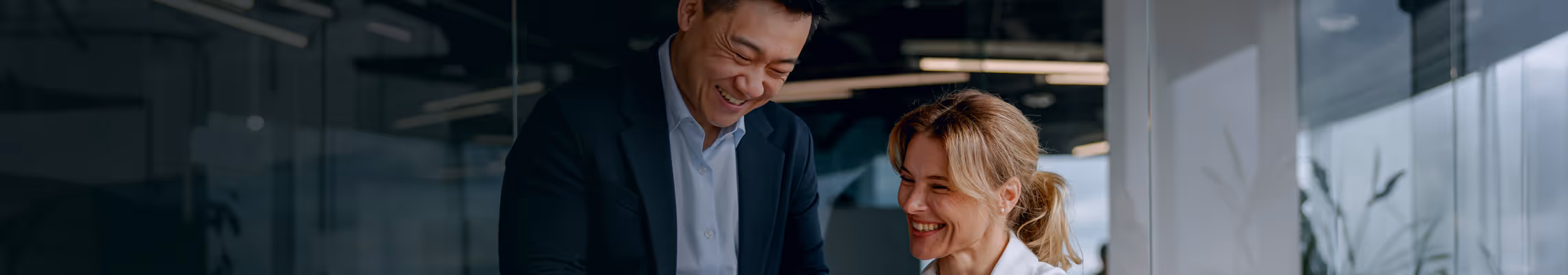 Illustration CEO & Managing Director