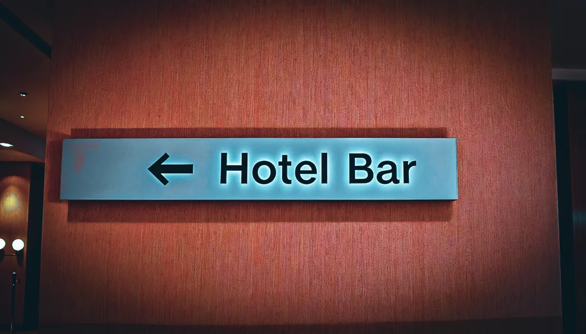 Commercial Interior Exterior Sign for Hotel Bar with Directional Arrow