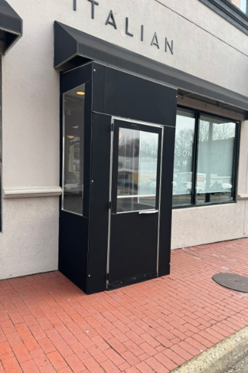 Restaurants Cafes & Bars Retail & Shopping Centers Winter Vestibule Enclosures
