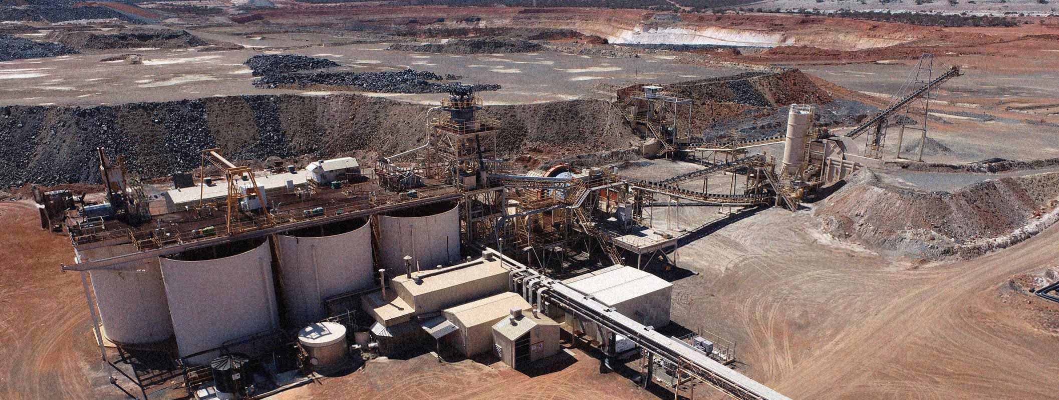 Aerial view of gold mining site and infrastructure in WA