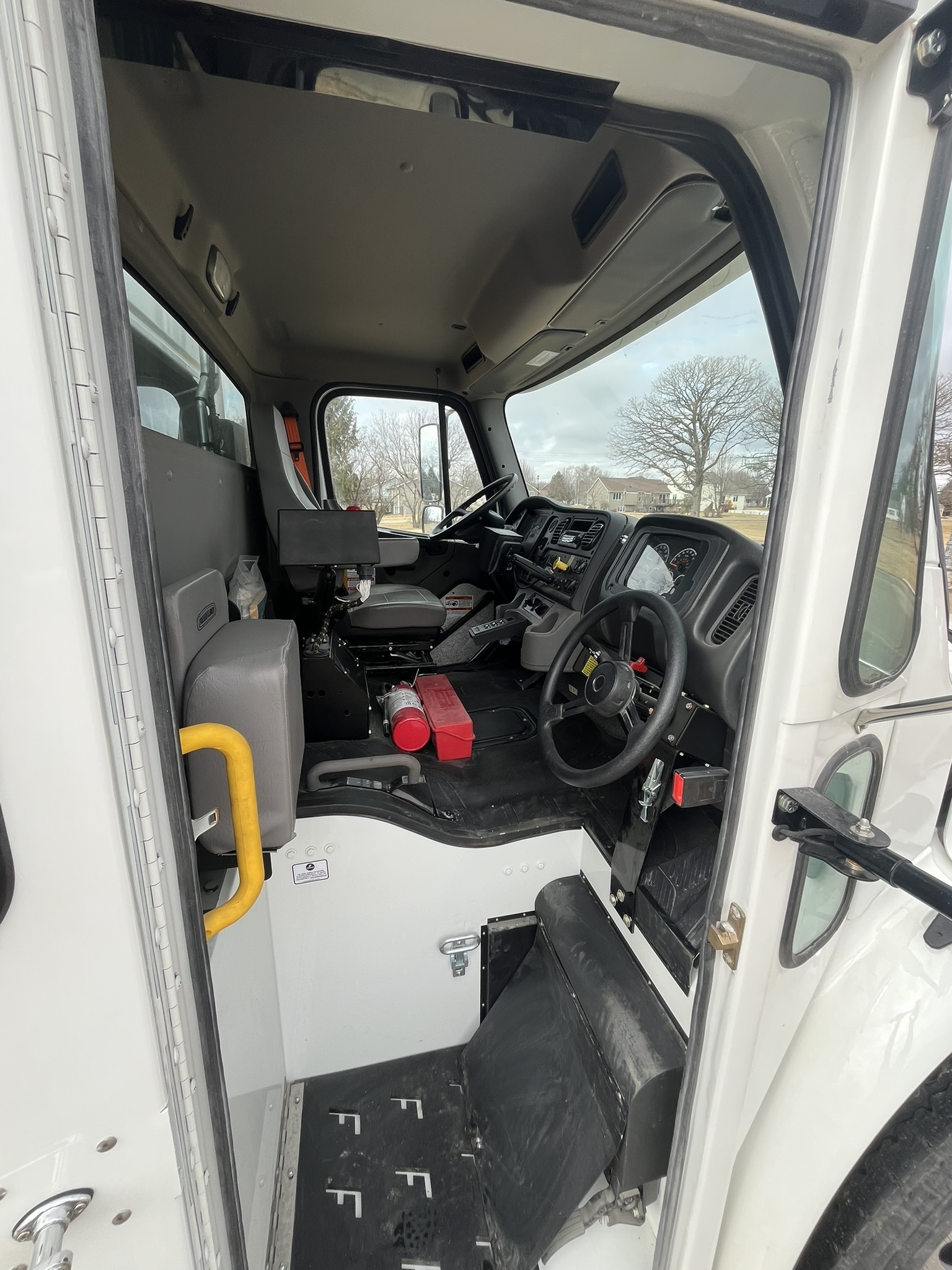 2024 Freightliner M2 Pac-Tech engine bay and specifications#1.3