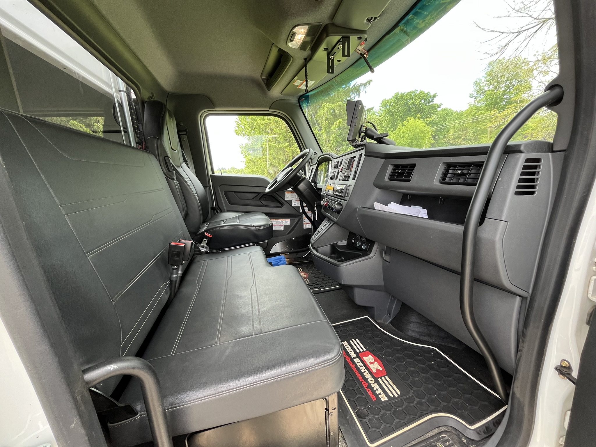 Pac-Tech engine bay and specifications#1.3