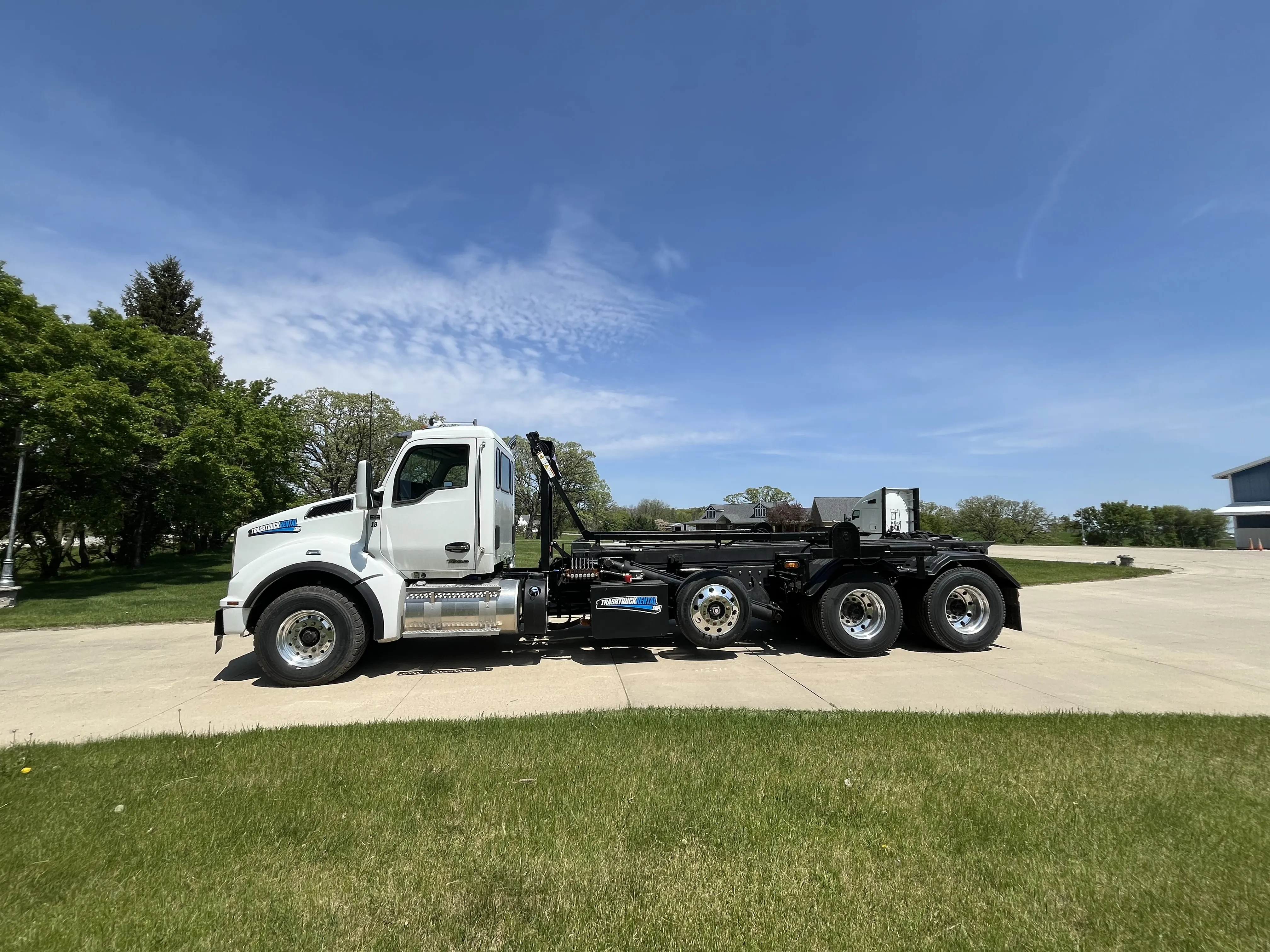 Pac-Tech rear load garbage truck side profile#1.3
