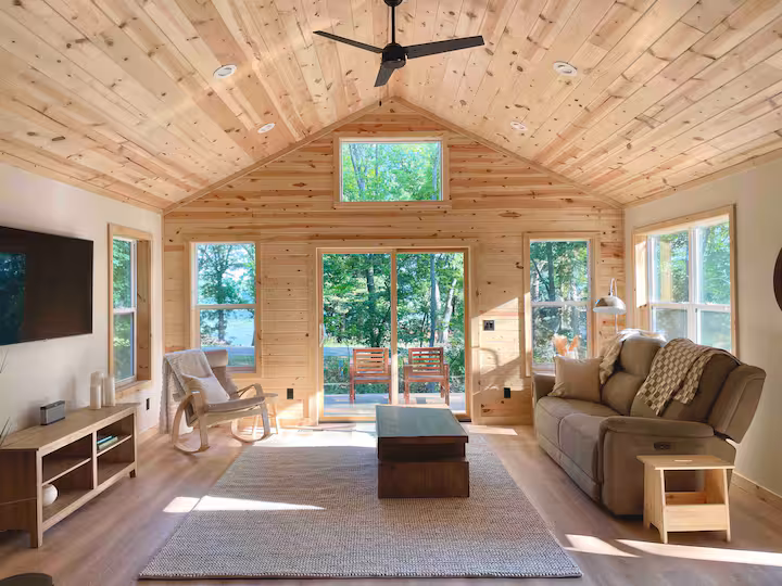Four season sunroom interior