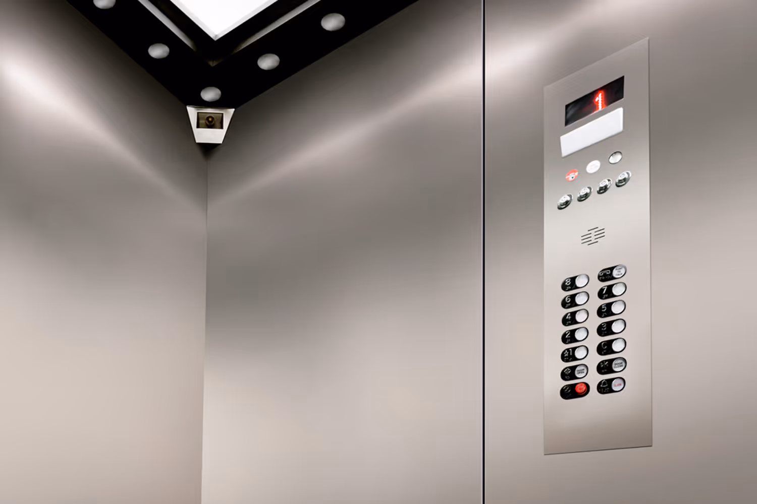 Відеоспостереження у ліфтах
