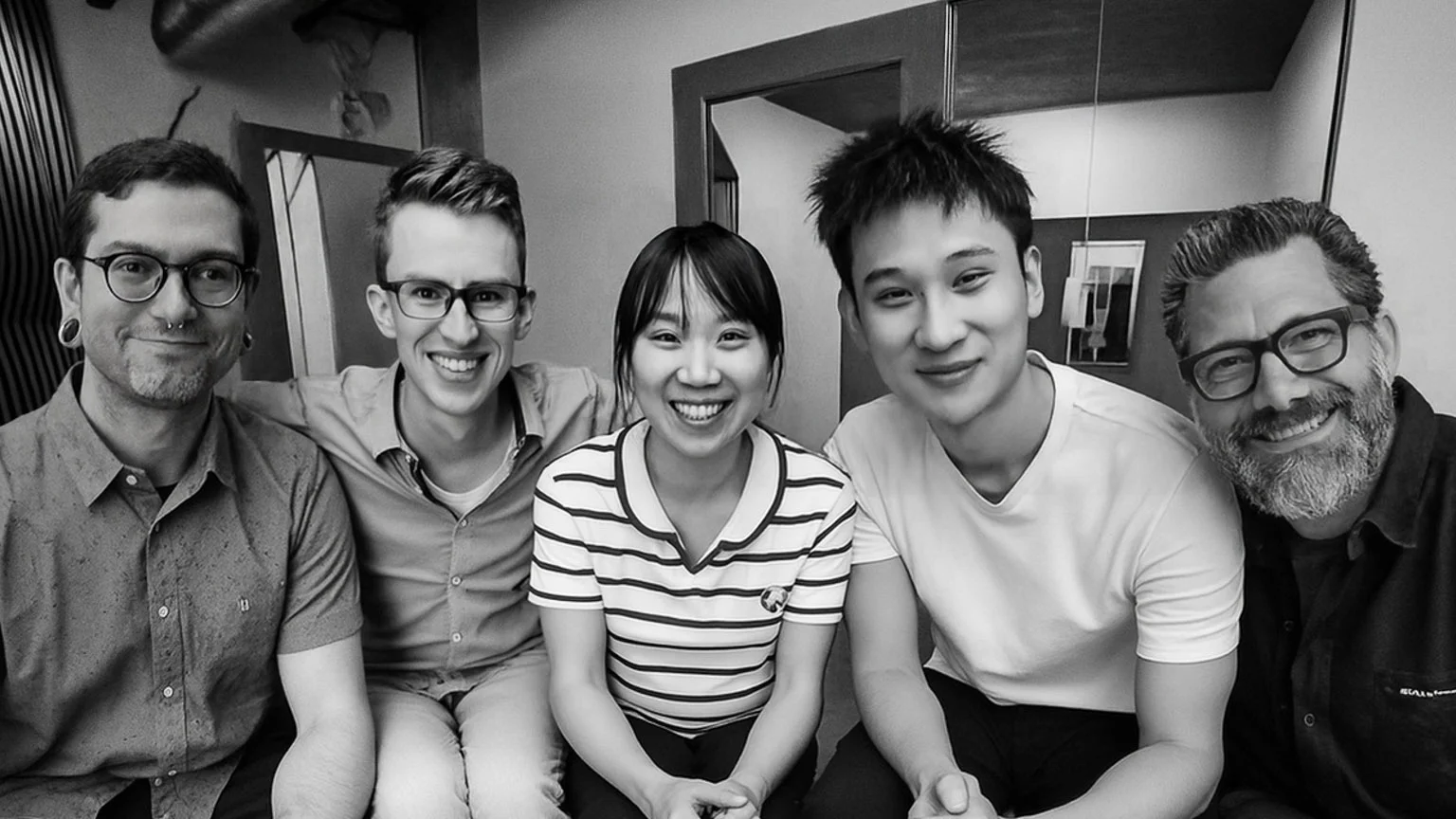 retake in black and white of team phota