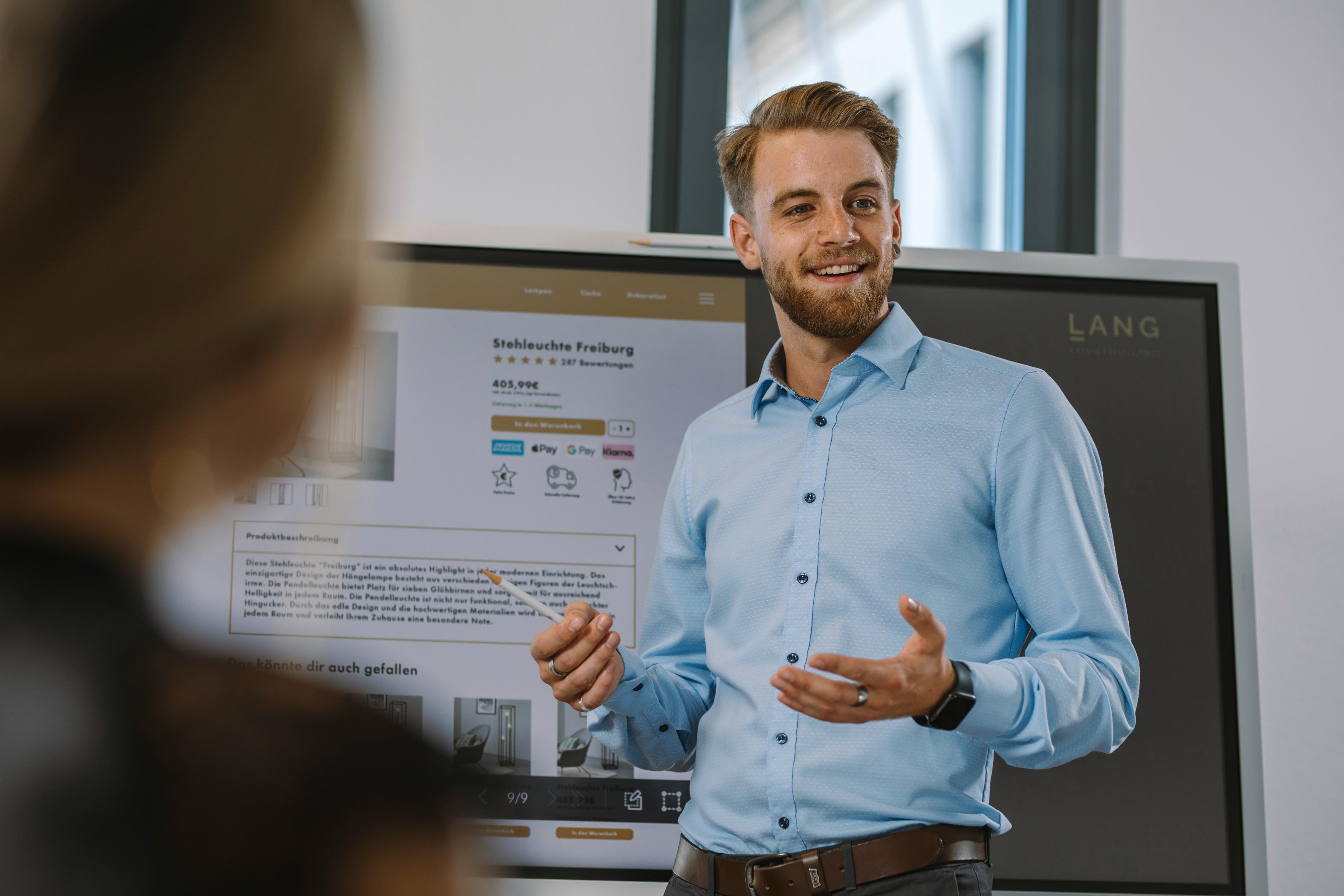 about hero content img