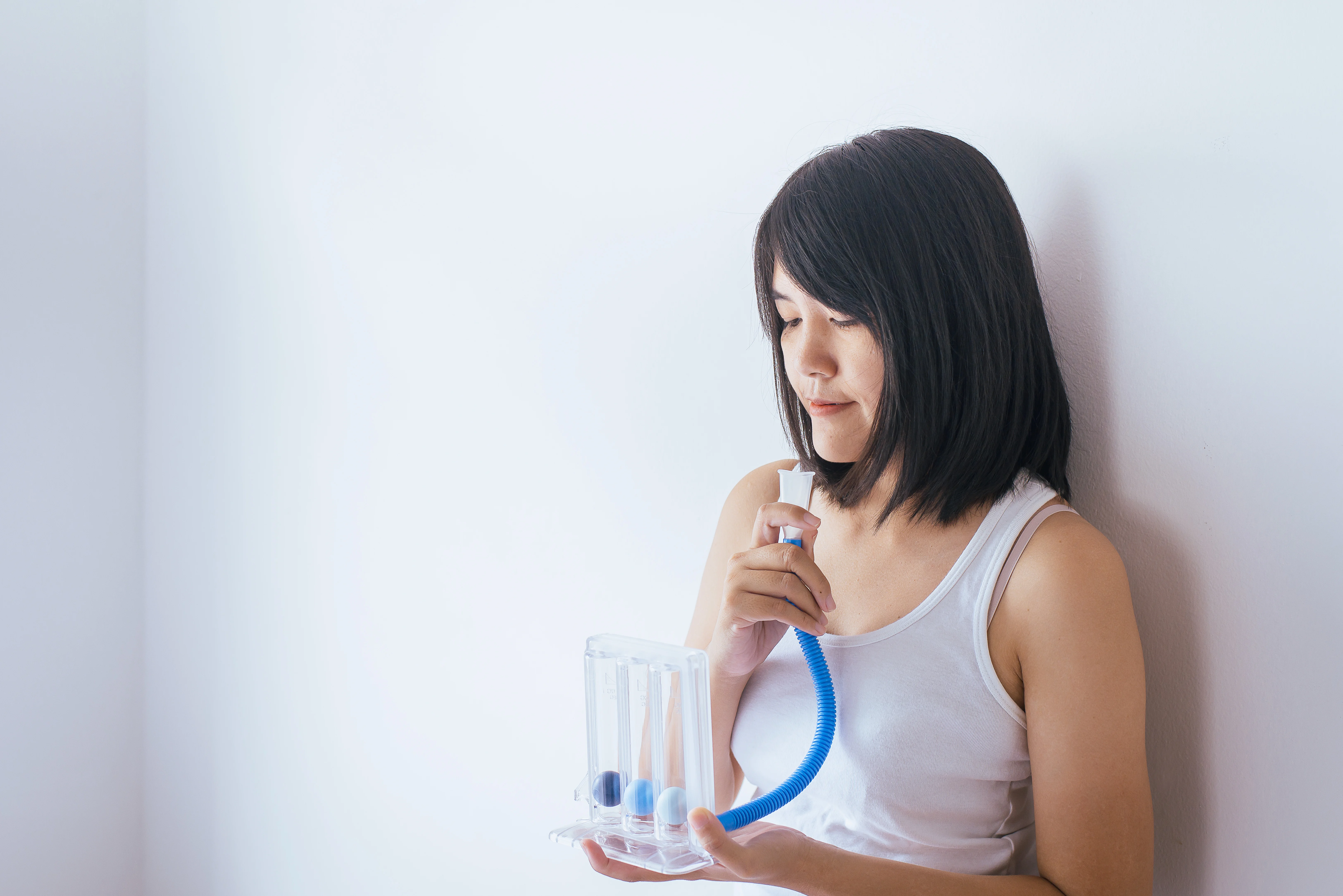 How to Prevent Pneumonia After a Tummy Tuck: Why I Give Every Patient an Incentive Spirometer