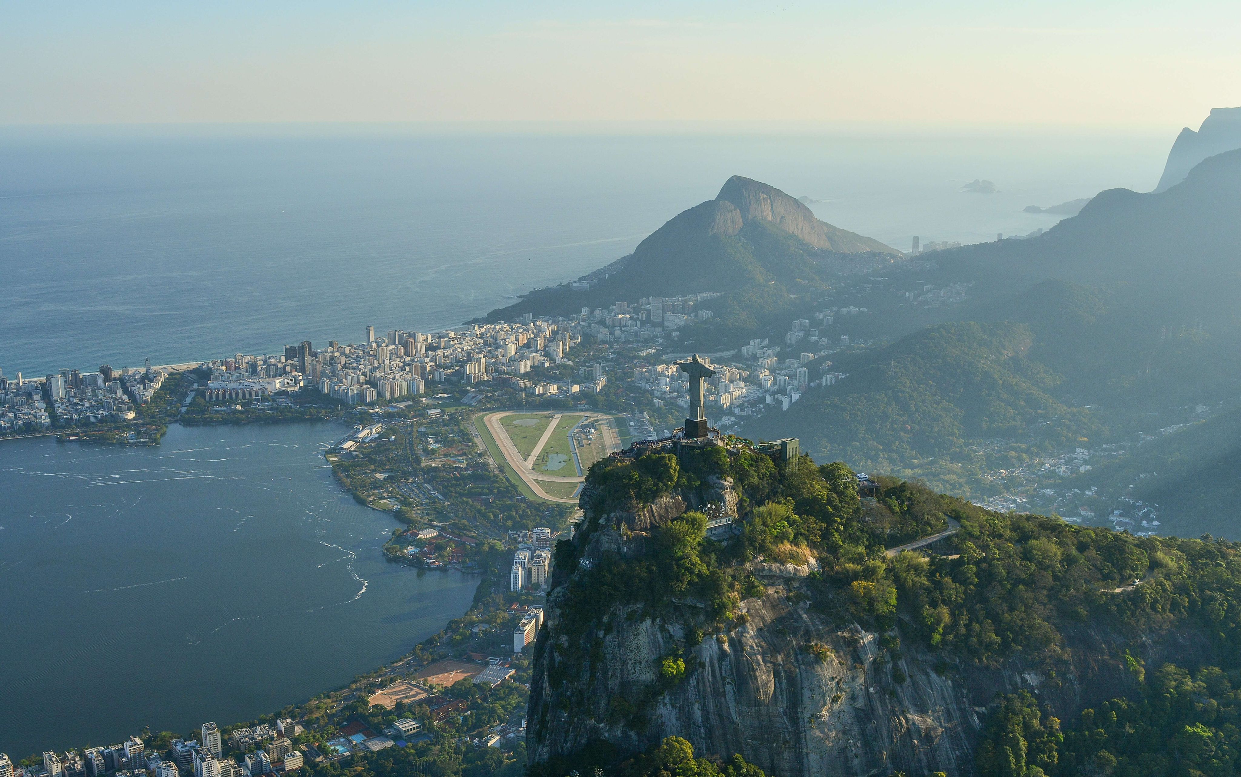 Destination specific image