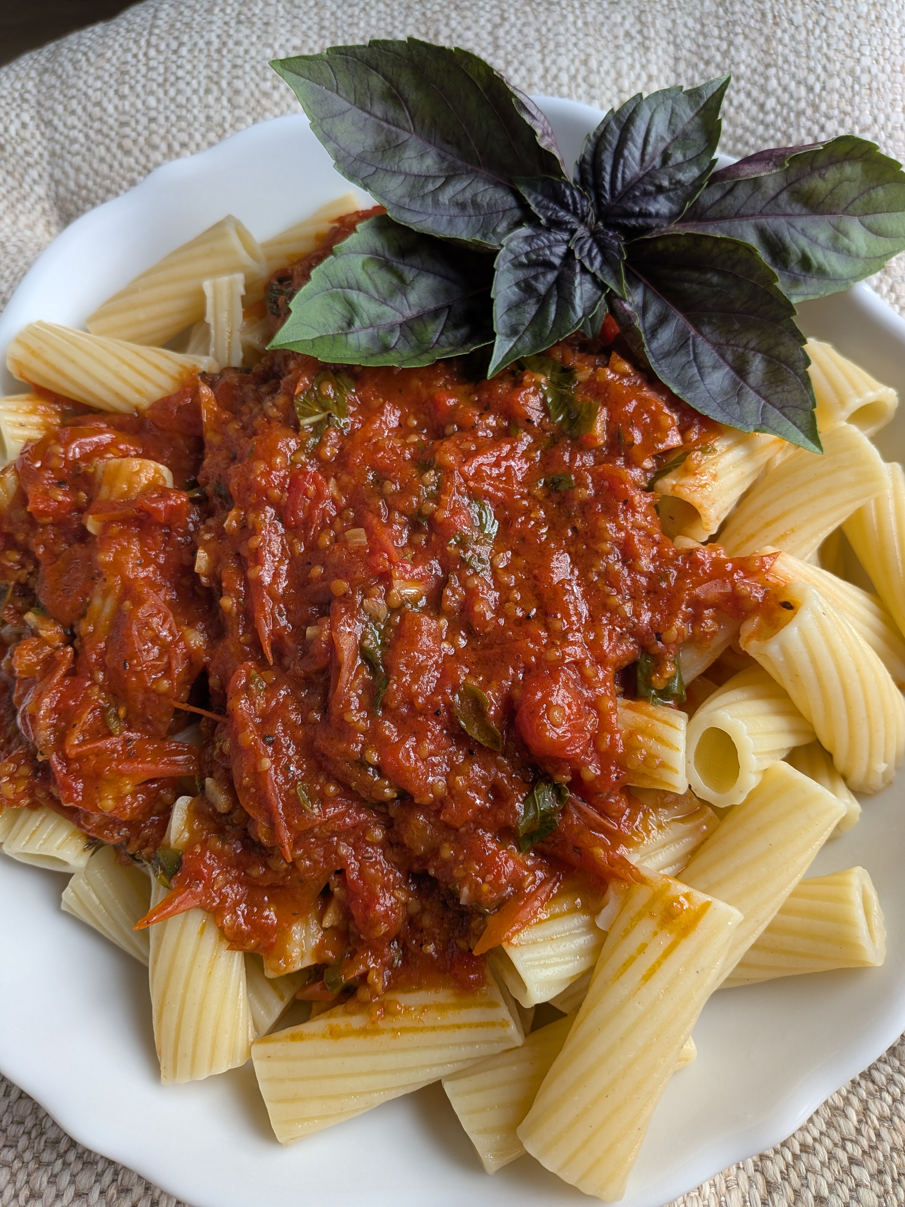 Rigatoni with Fresh Cherry Tomato Sauce