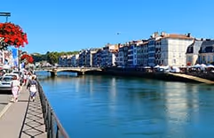 Circuit découverte à Bayonne, itinéraire culturel et gourmand recommandé par Hostel20