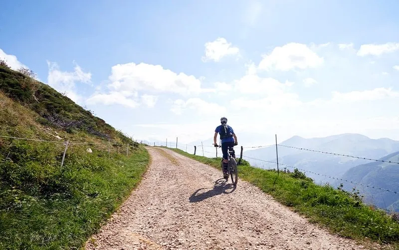 Itinéraire de la Vélodyssée passant prÚs de Bayonne, hébergement adapté aux cyclotouristes à Hostel20