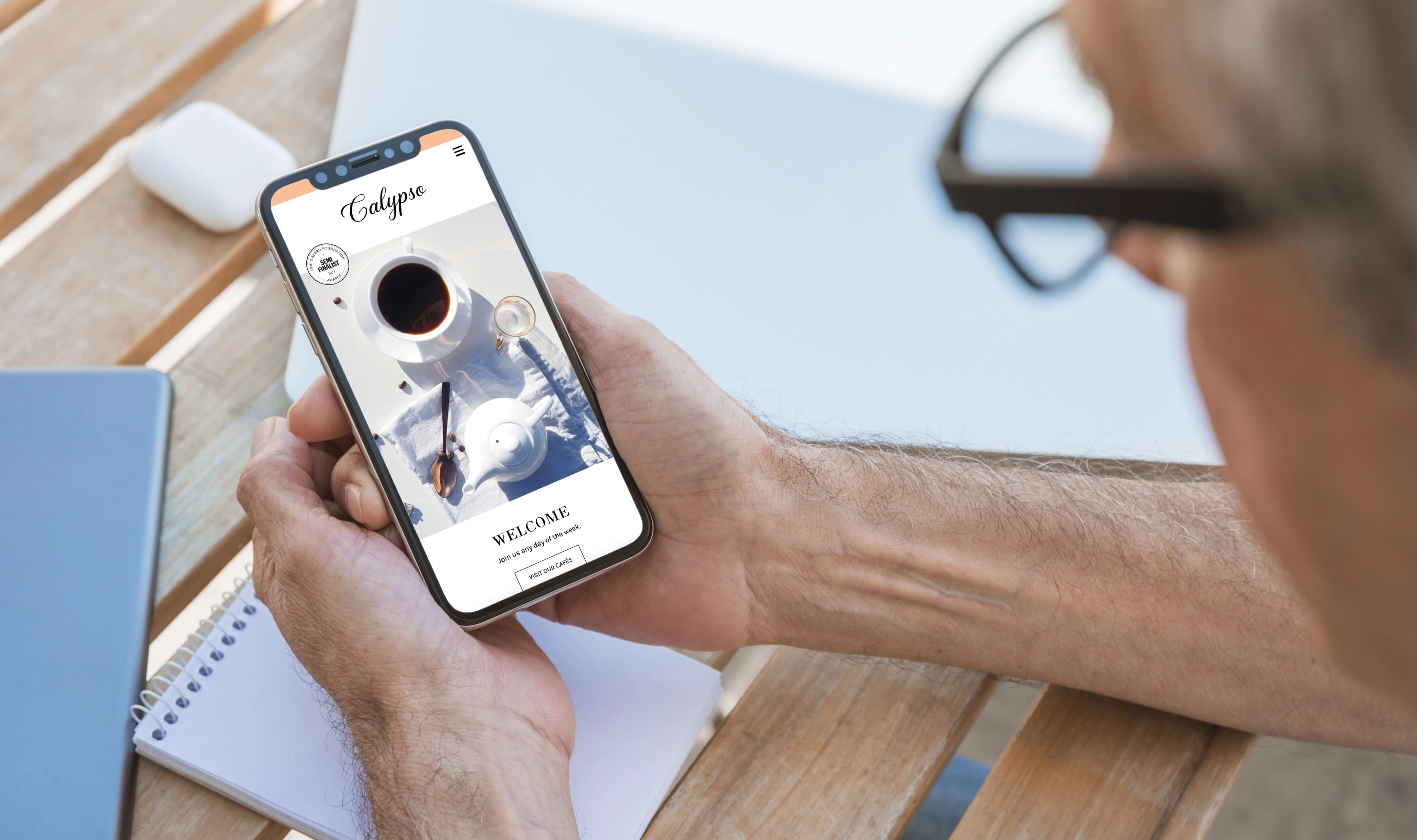 User testing new digital product on mobile