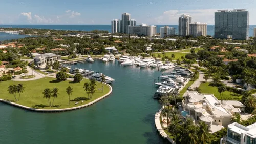 Profesionales de Mudanza en South Florida, Bal Harbour