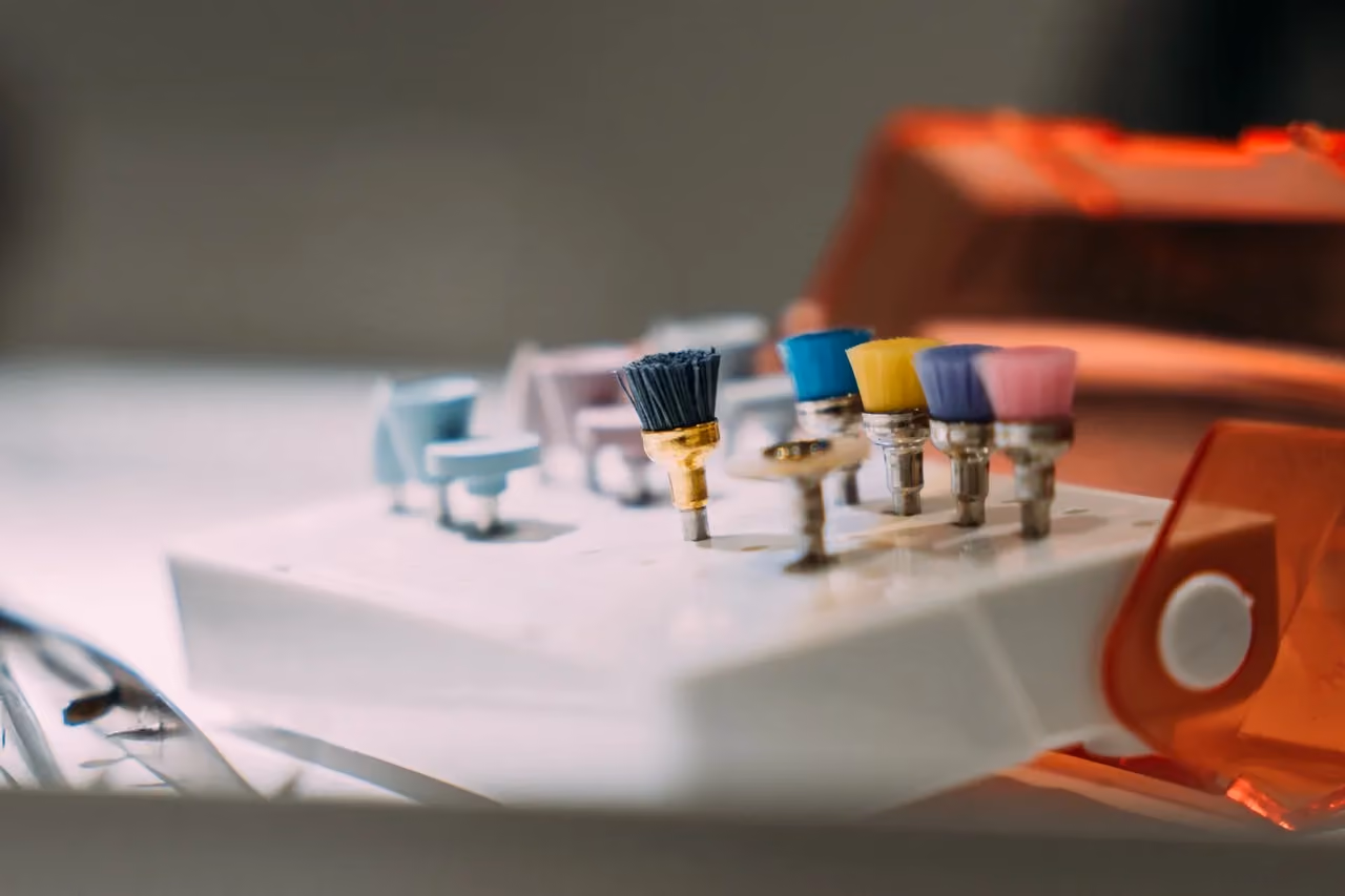 Dental implant treatment slide at Maida Smiles dental clinic, Maida Vale, London