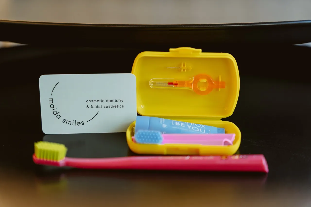 Dental implant treatment slide at Maida Smiles dental clinic, Maida Vale, London