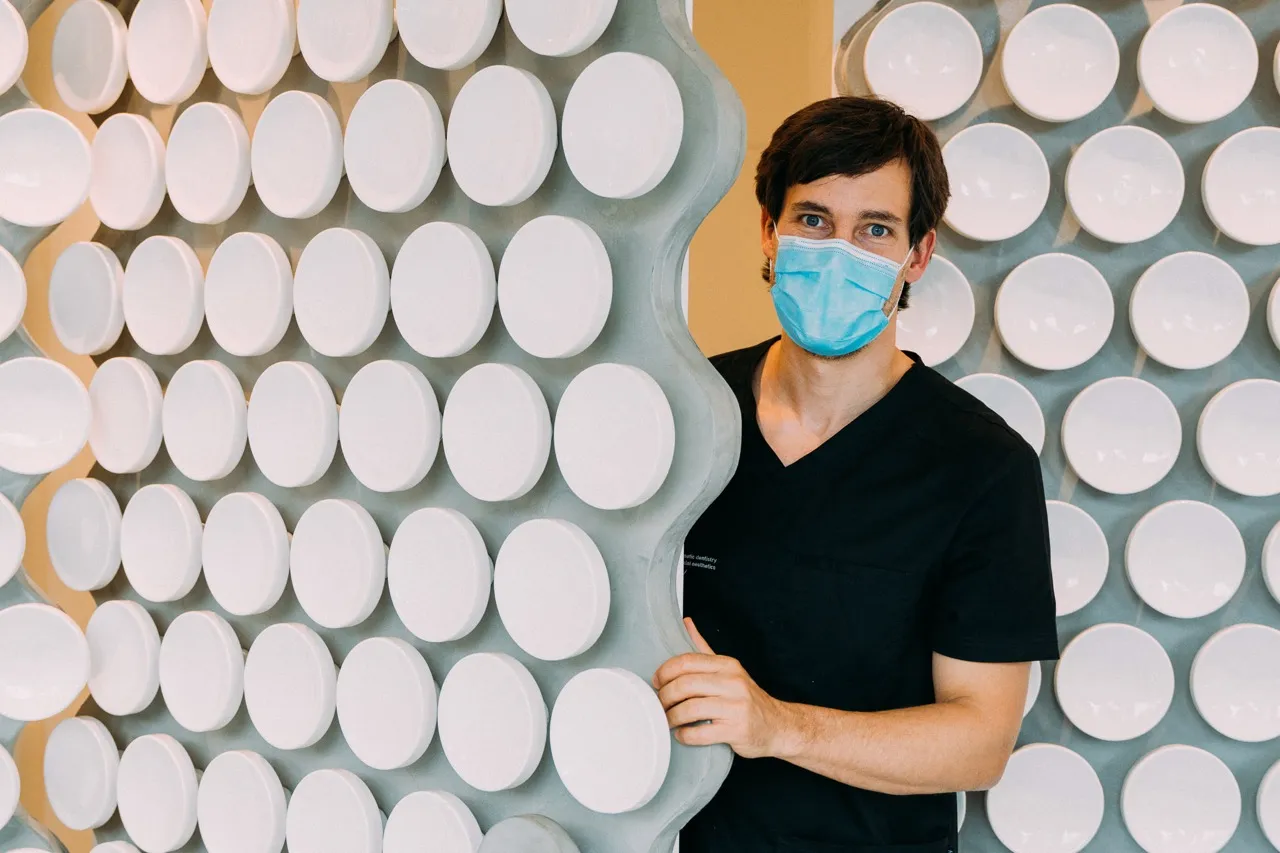 Cover image for the blog post "Replacing Dentures with Implants" — Maida Smiles dental clinic, Maida Vale, London