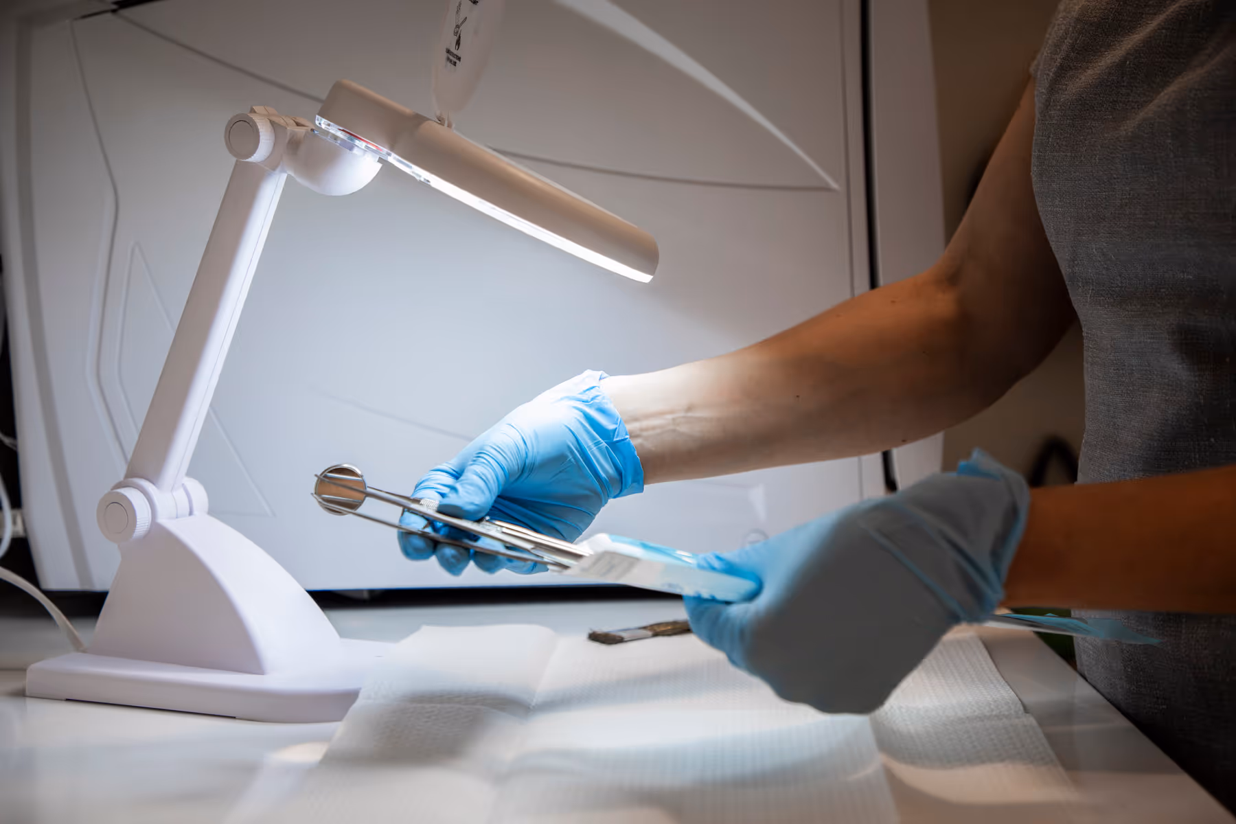 Imagen de portada del artículo «¿Qué especialista dental debo elegir?» — clínica dental Maida Smiles, Maida Vale, Londres