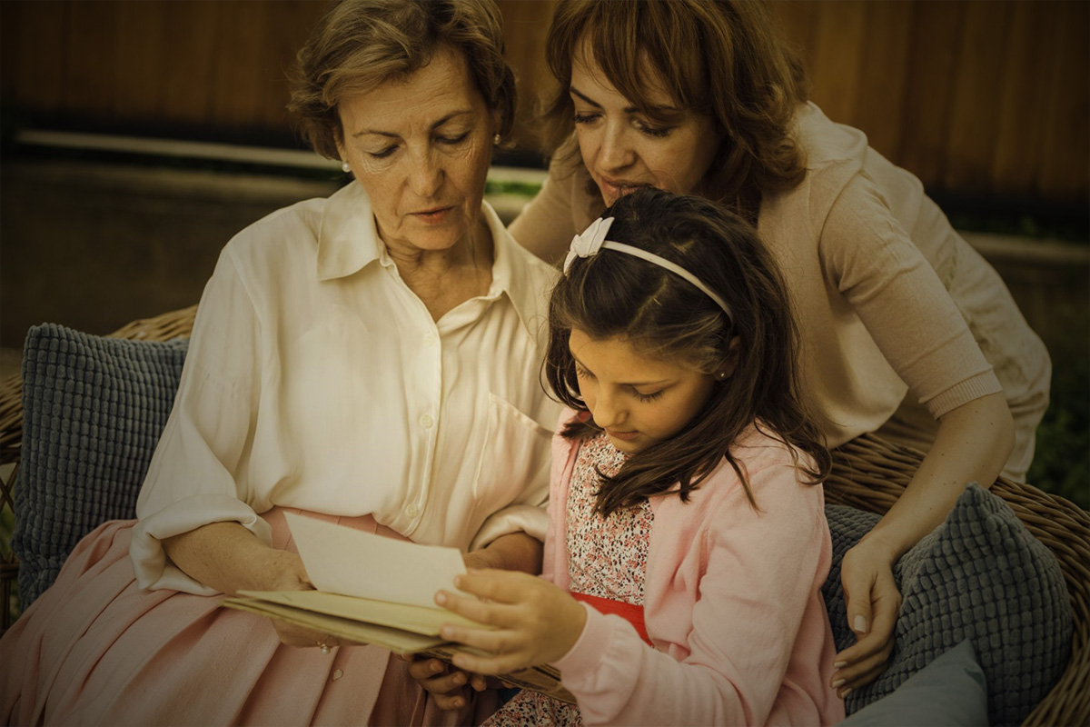 image of mourning family