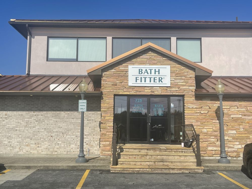 Bath Fitter showroom located in Copiague, Long Island