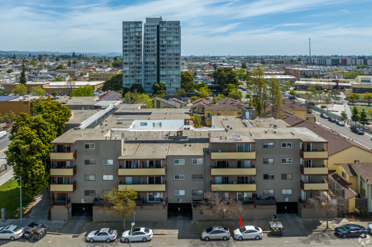 Lakeview Towers exterior