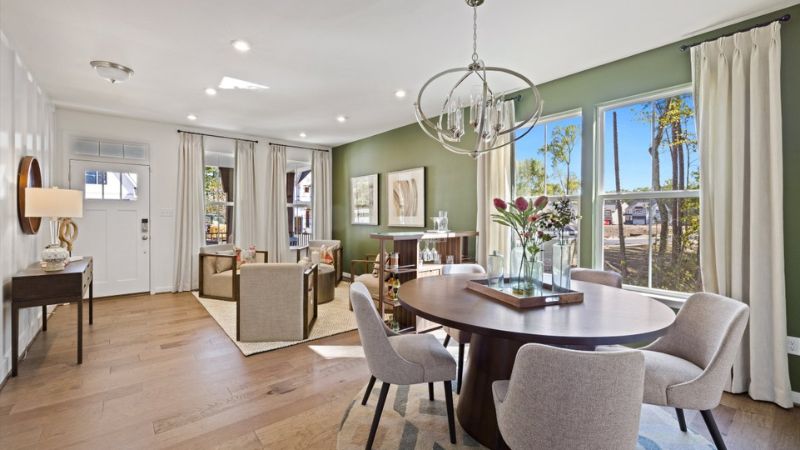 Flex area showing between kitchen and living room