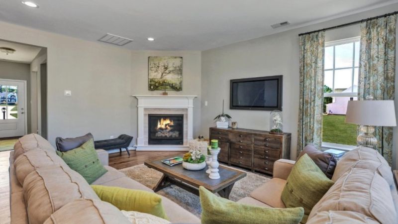 Spacious Living Room