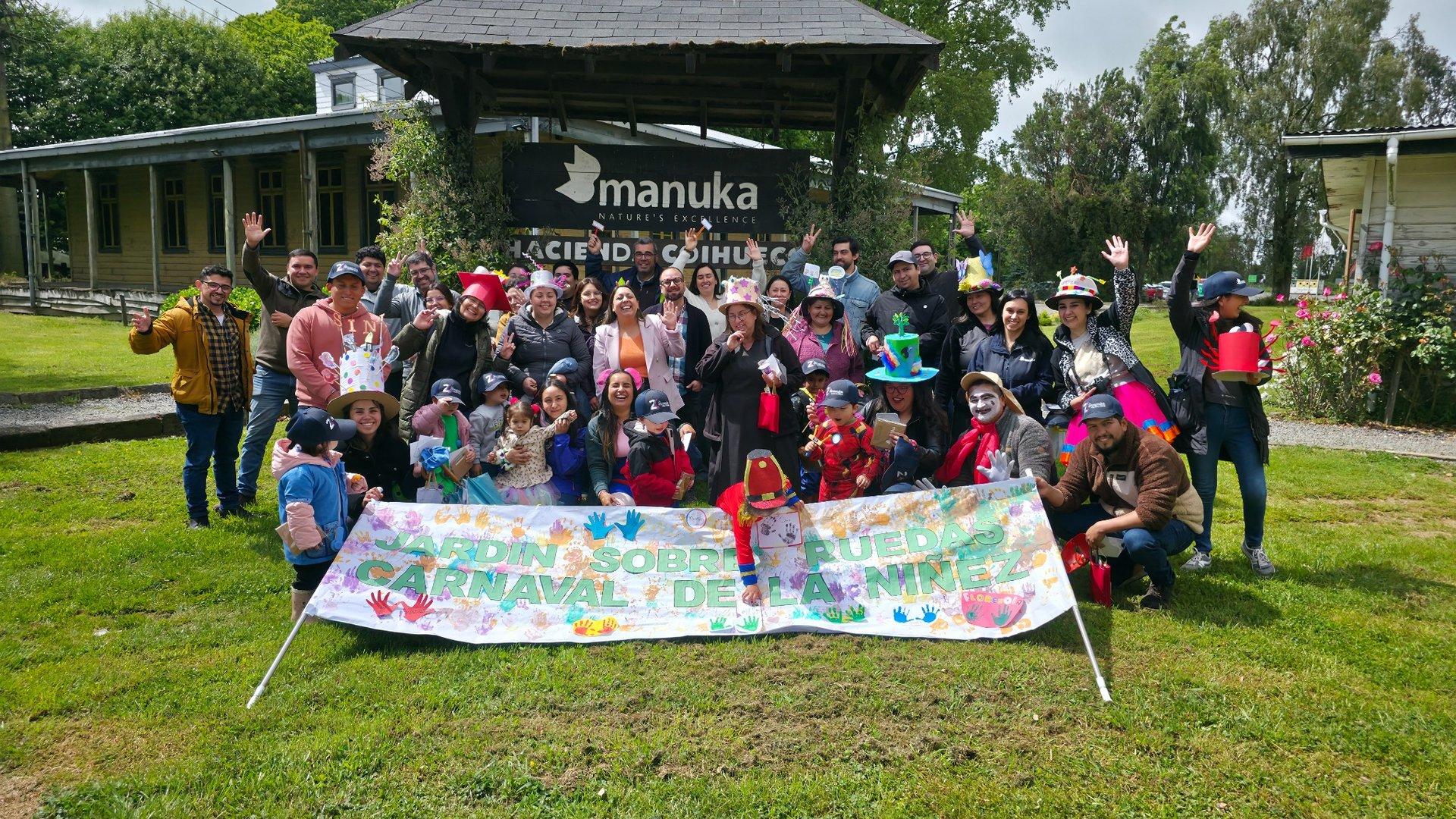 Niños y niñas de Jardín Sobre Ruedas visitan Manuka