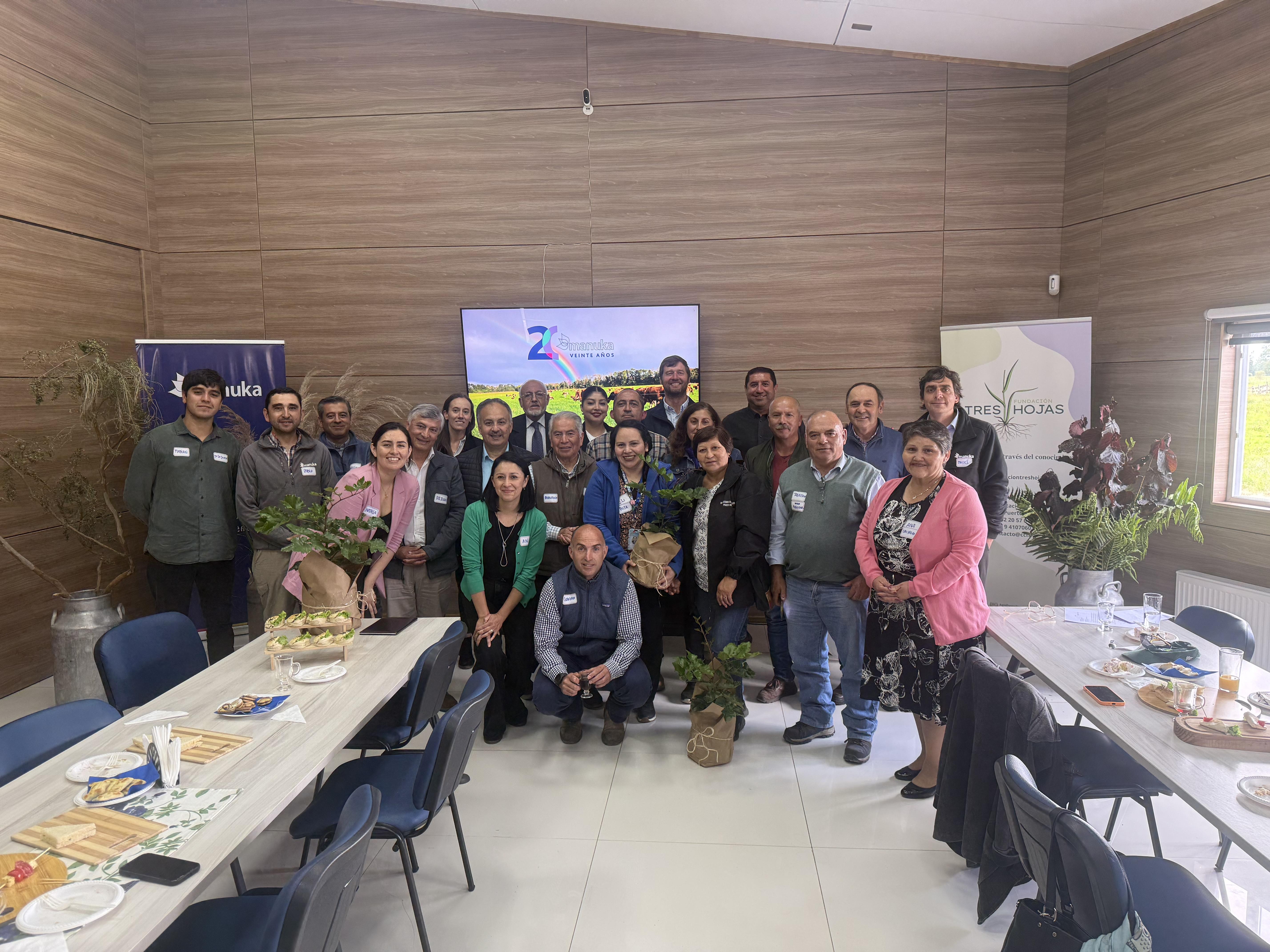 Encuentro con líderes comunitarios de Rupanco