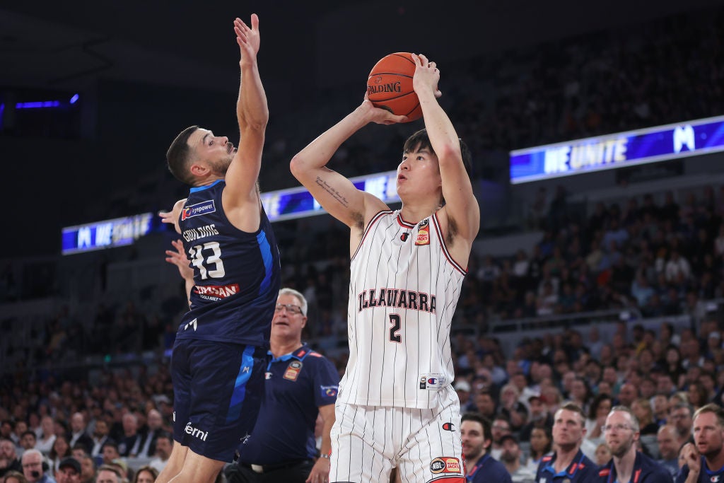 Hawks fall to United in Playoff decider