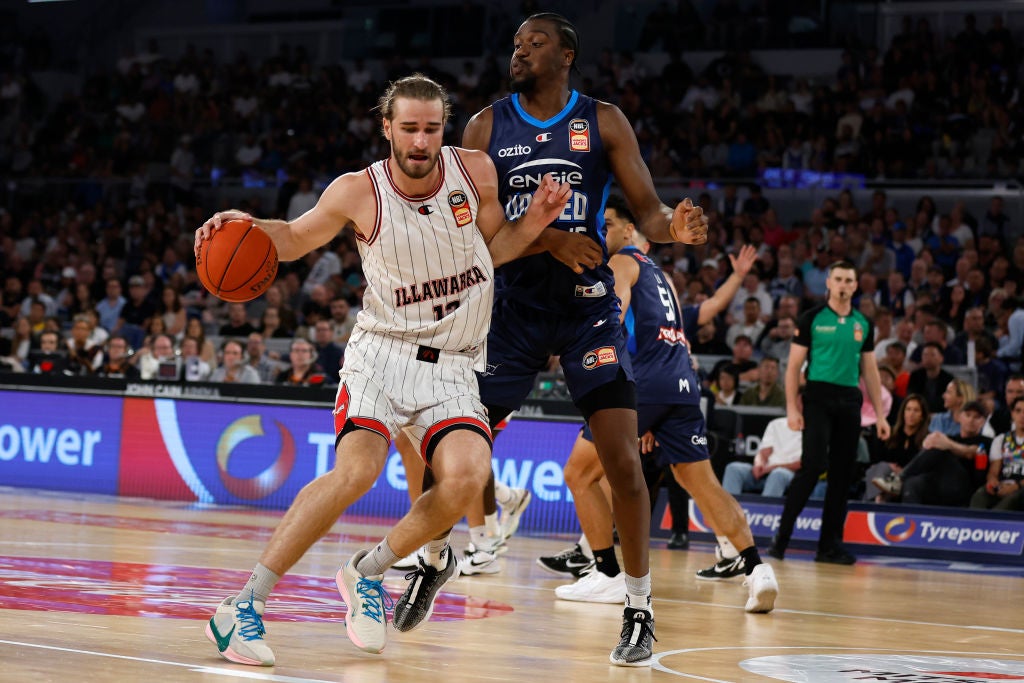 Hawks fall to United in Game One