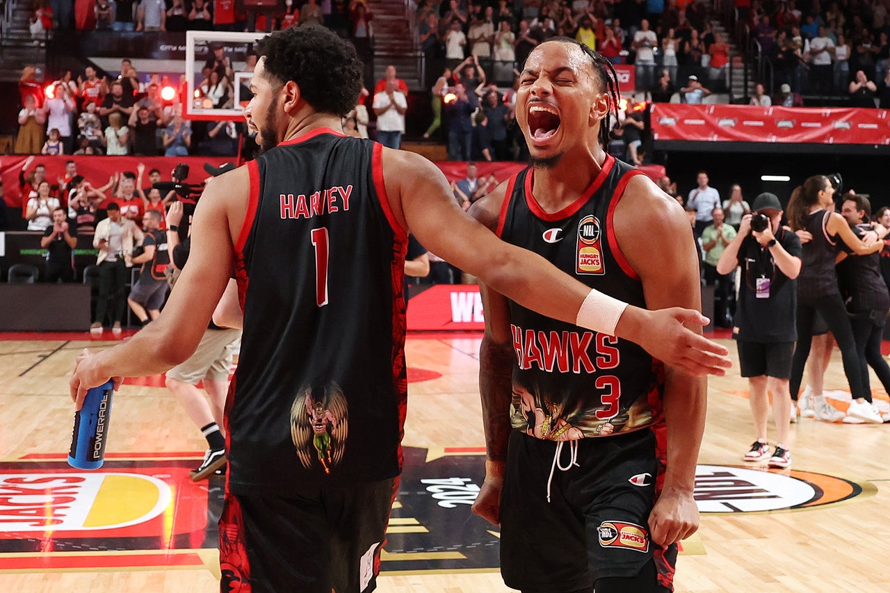 Hawks advance in Play-In thriller