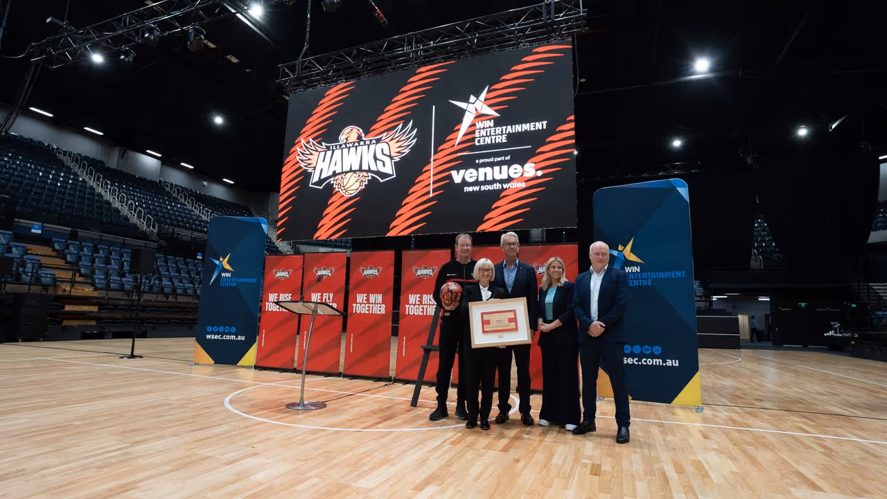 Hawks secure home at WIN Entertainment Centre