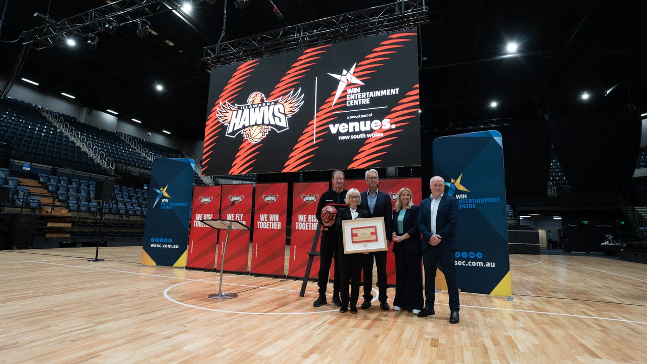 Hawks secure home at WIN Entertainment Centre