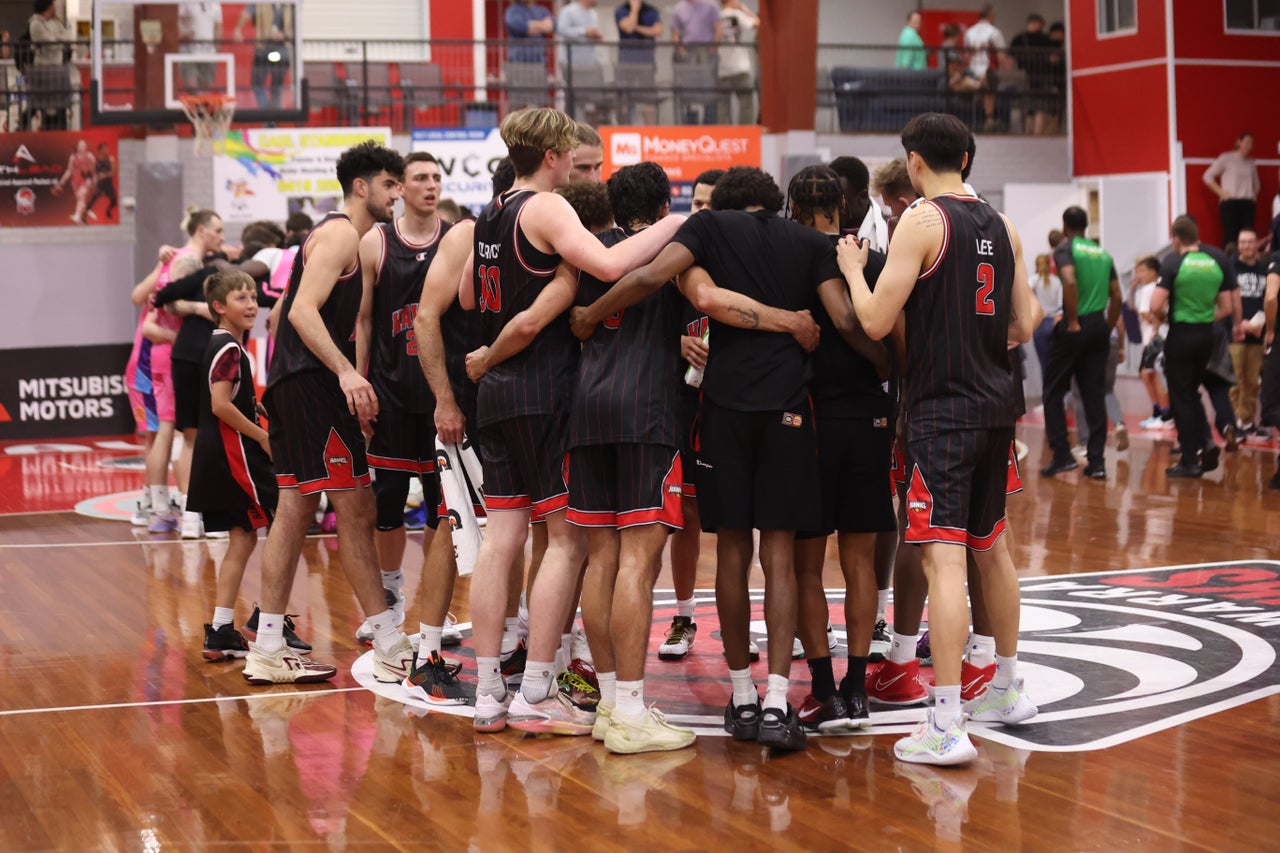 2023 09 03 Hawks Vs Breakers Snakepit 0t3a8345 Joelarmstrong47