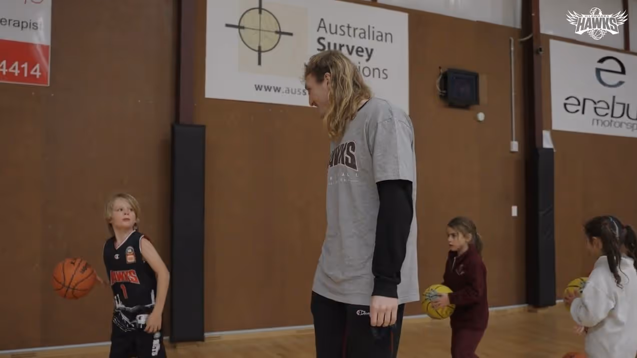 Hawks Visit Moss Vale and Shoalhaven