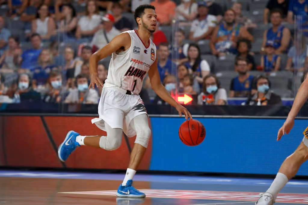 The Fast Break feat. Tyler Harvey