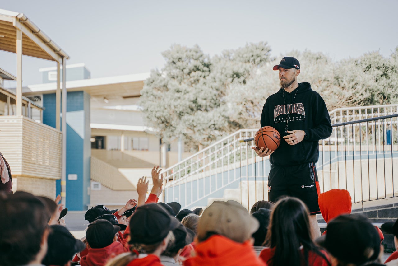 Tim Coenraad Visits Port Kembla Public School | Gallery