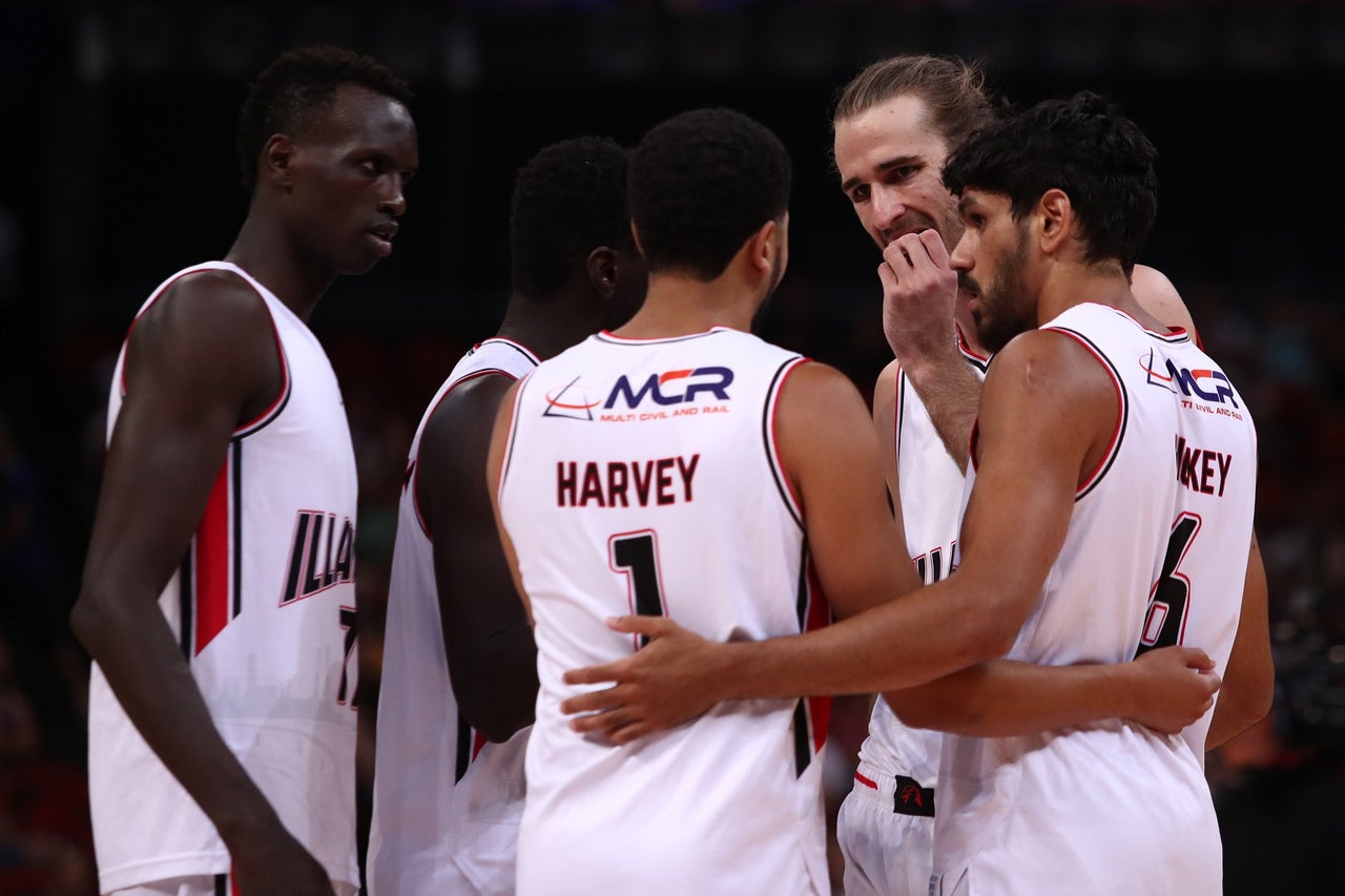 Hawks Scare Kings in Sunday Thriller