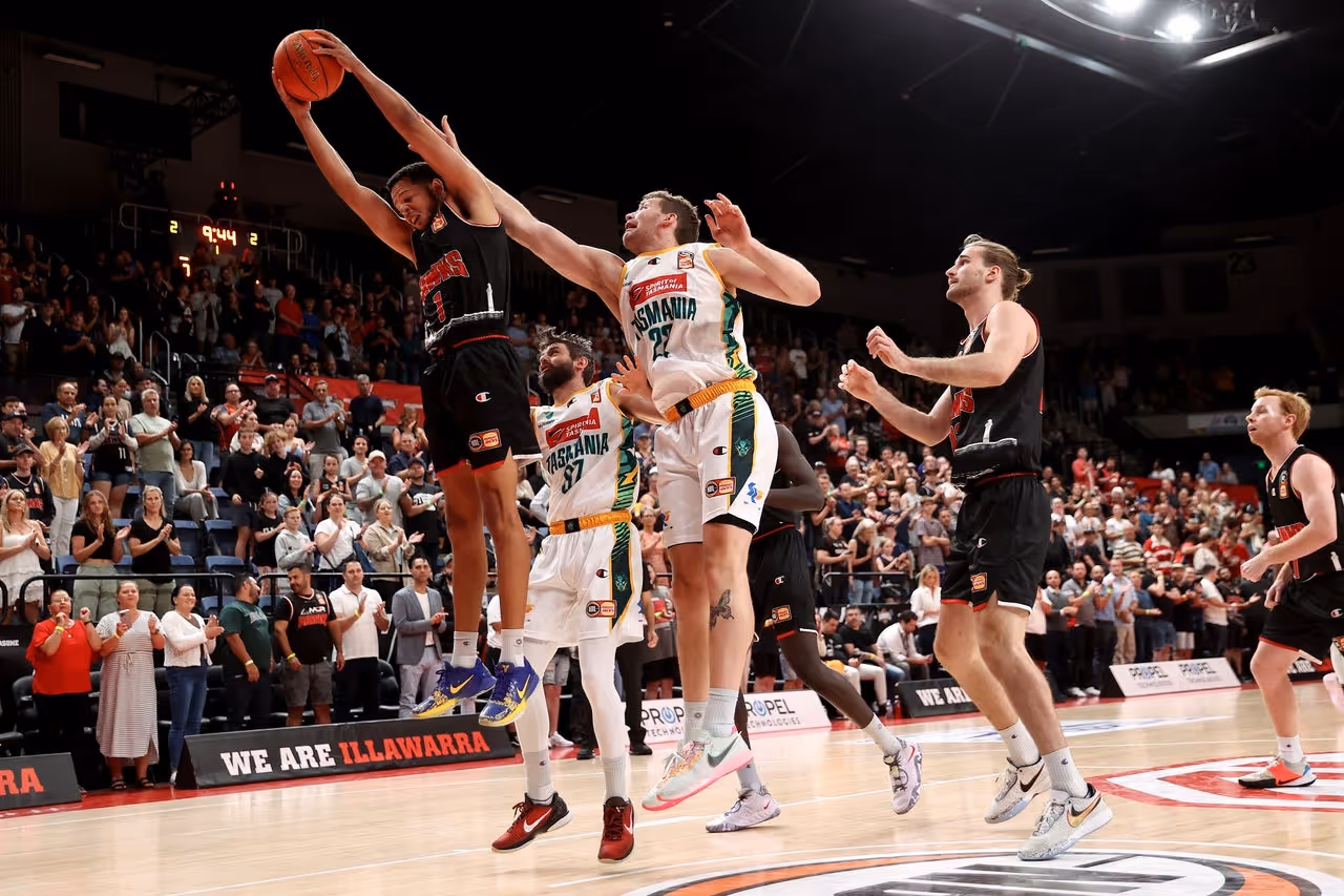 Round 15: Hawks vs JackJumpers Highlights