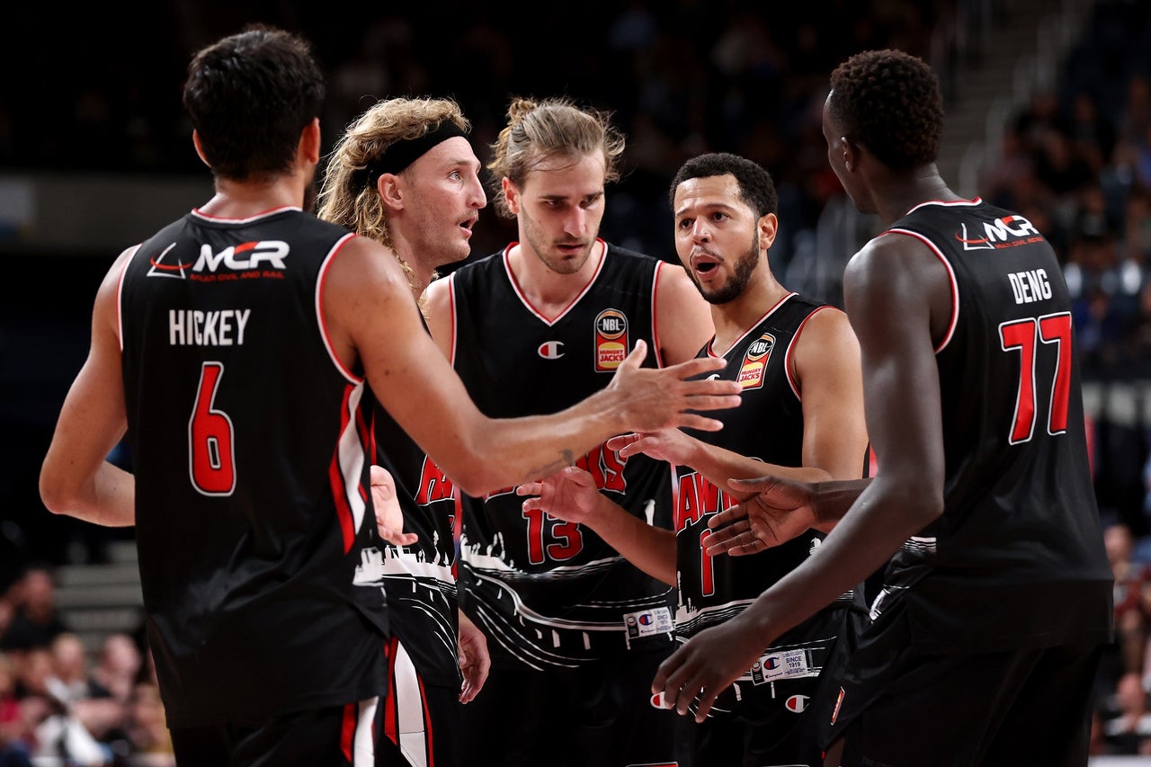 JackJumpers Win Against Gritty Hawks