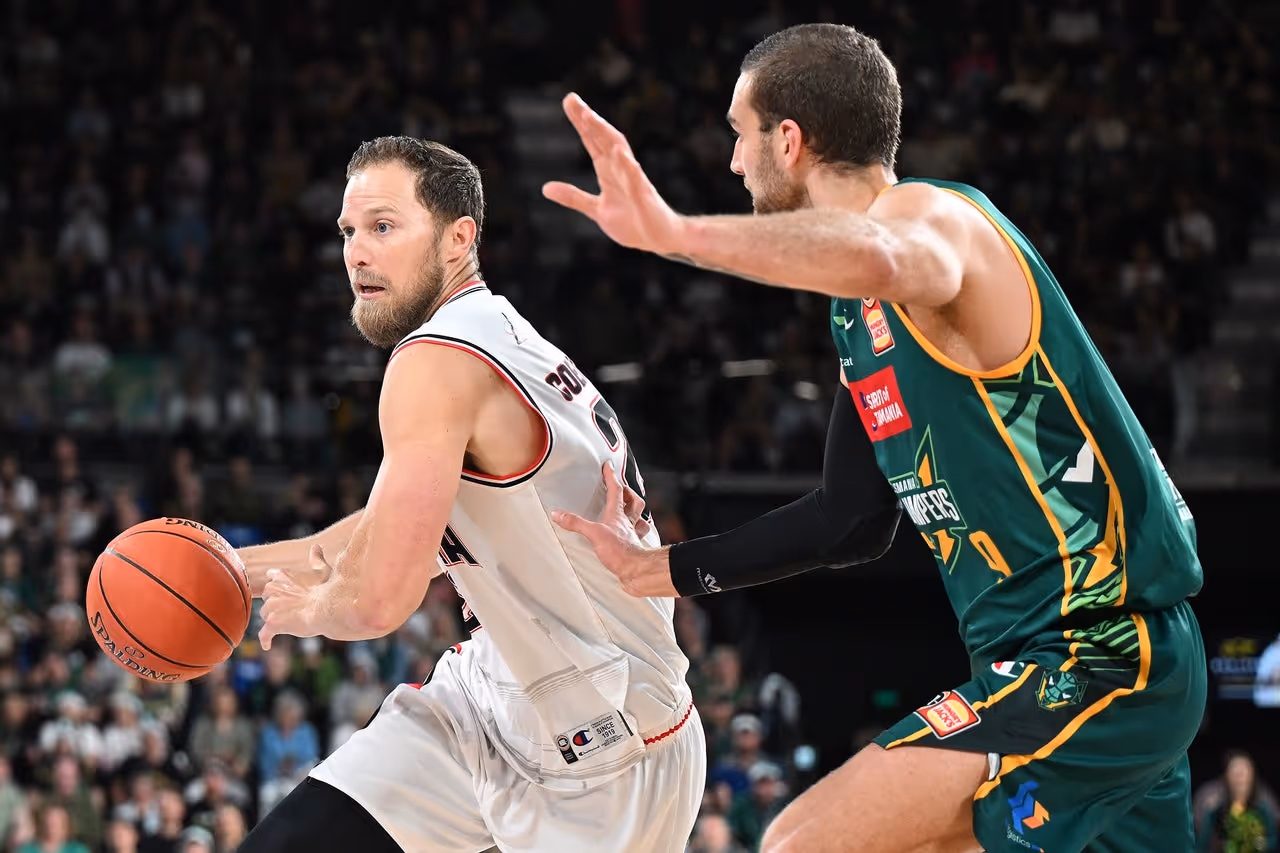 Round 12: JackJumpers vs Hawks Highlights