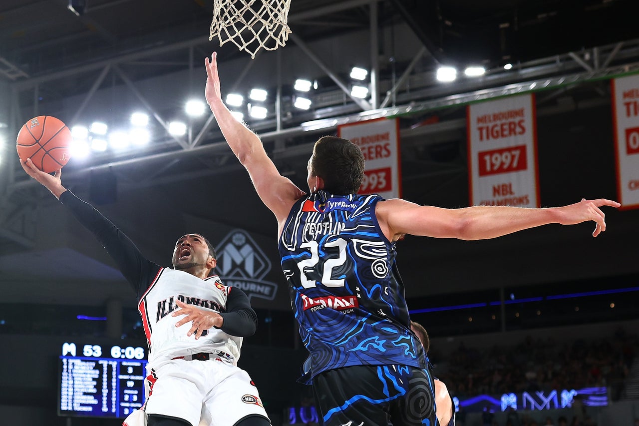 United Overpower Hawks