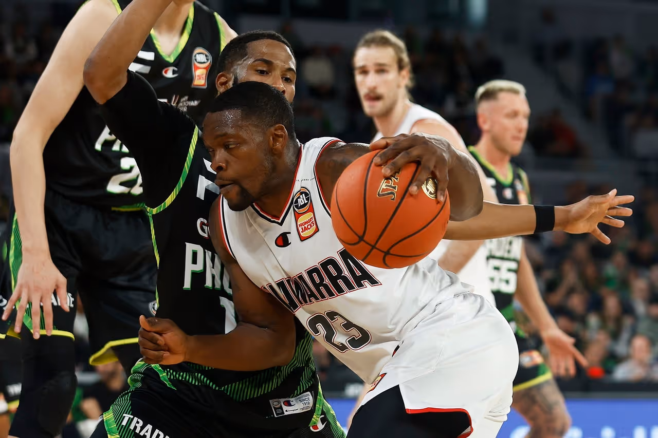 Hawks Can't Back up Against Phoenix