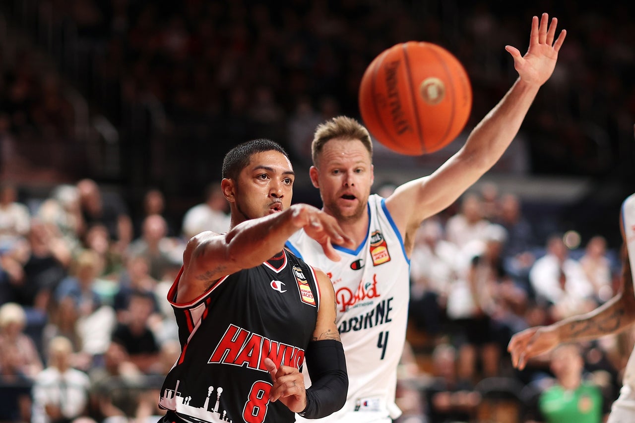 Round 9: Hawks vs United Highlights